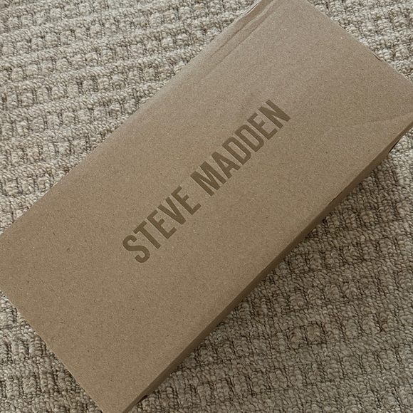 Graya Black Patent - Steven Madden - Picture 8 of 8